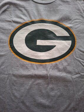 NWT  T Shirt Green Bay Packers NFL Football Fanatics Team Apparel Size L Large